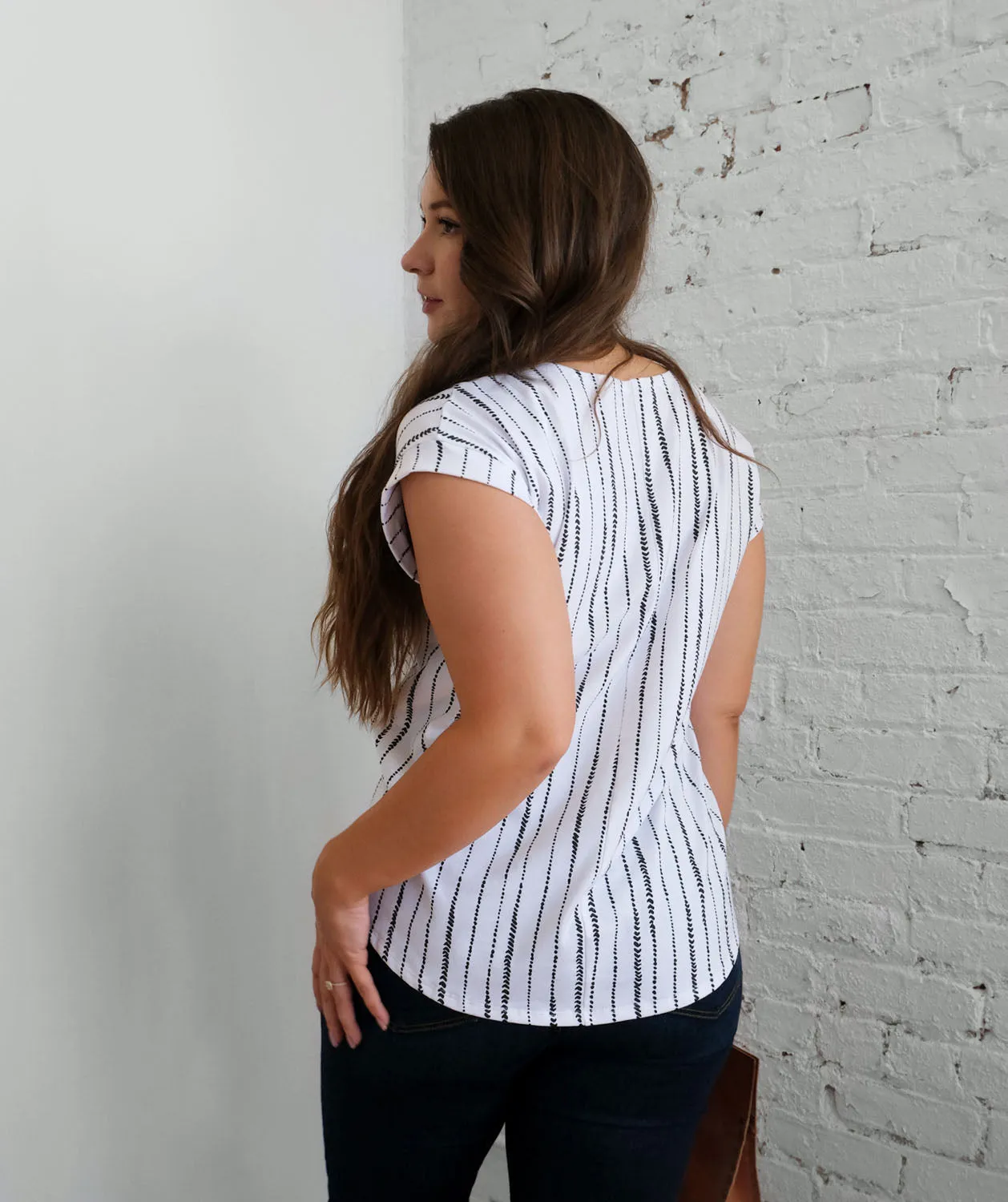 CEZANNE printed tee in White/Black