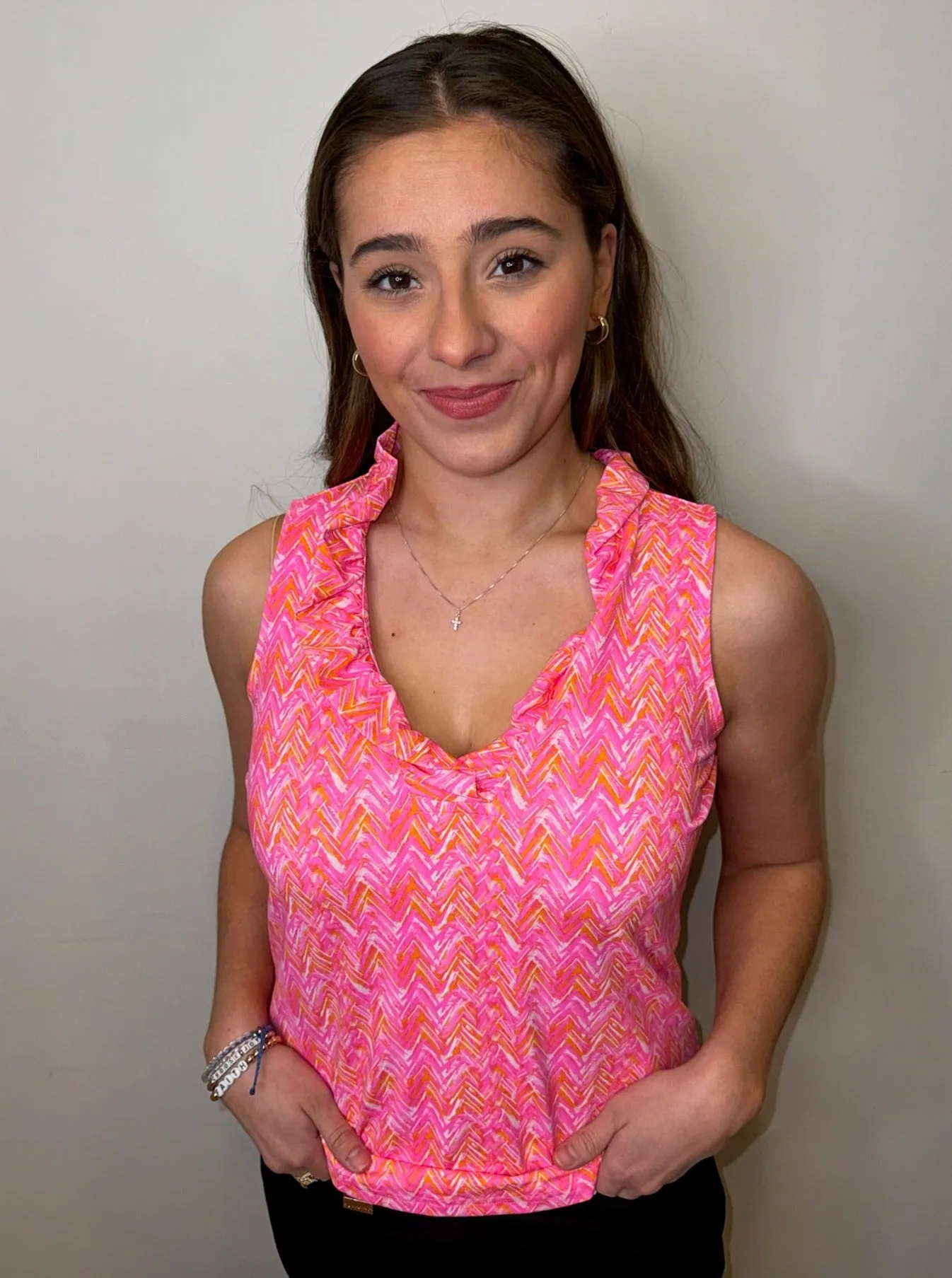 Lulu B Ruffle V Neck Tank [CHPK-SPX0753P]